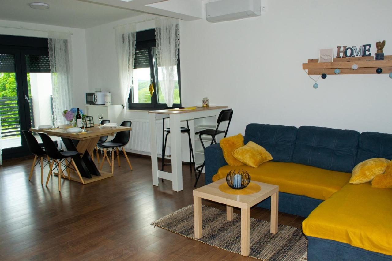 Kraljeva Hiza - Apartmani I Sobe Kralj Свети-Мартин-на-Мору Экстерьер фото